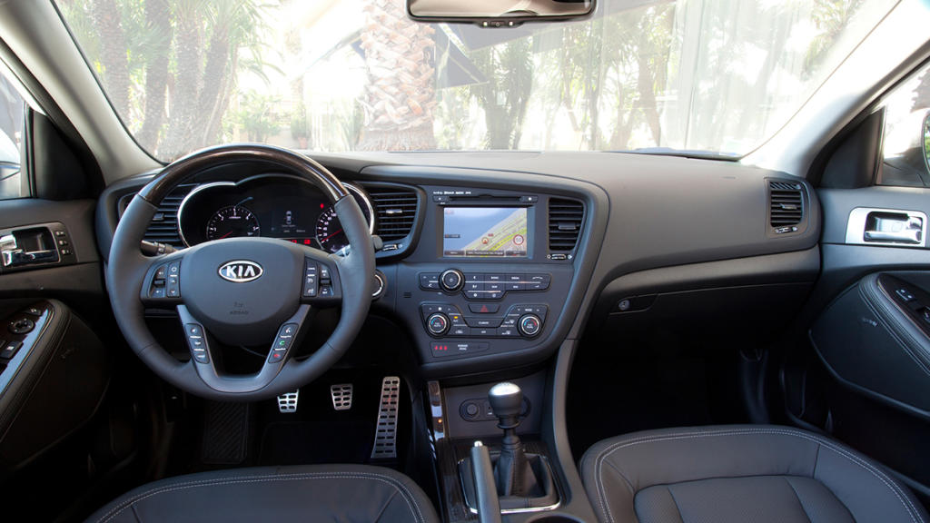 interior Kia Optima