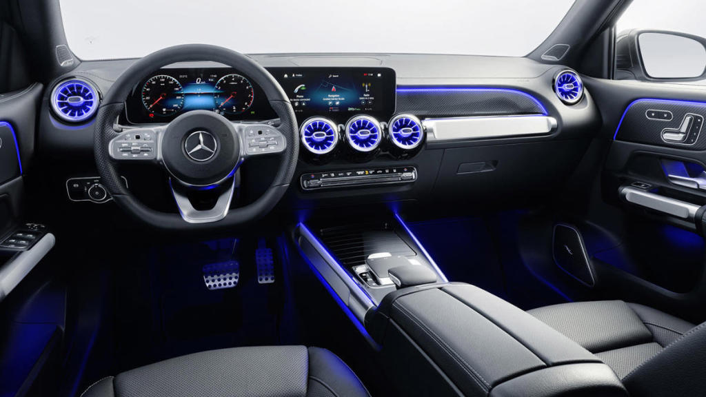 Mercedes GLB 200d interior