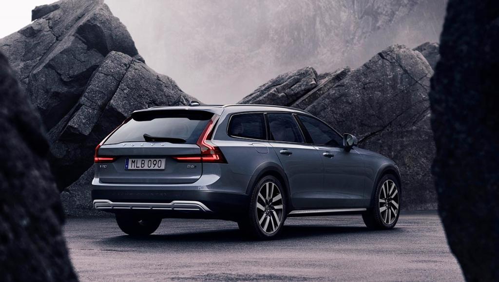 Volvo V90 Cross Country