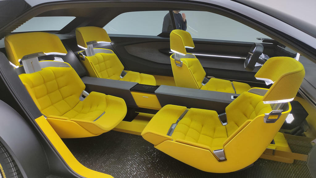 Renault Morphoz interior