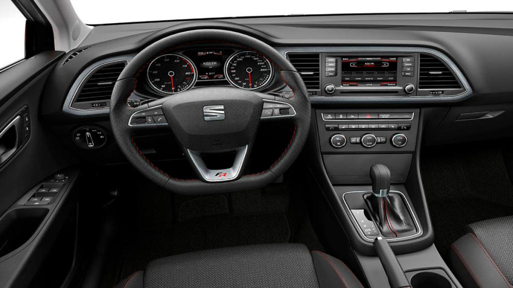 SEAT León FR interior