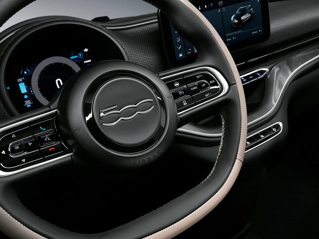 Fiat 500 2020 interior