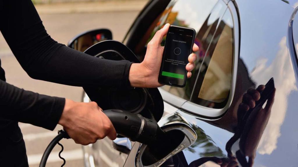 Recarga de un Porsche Taycan