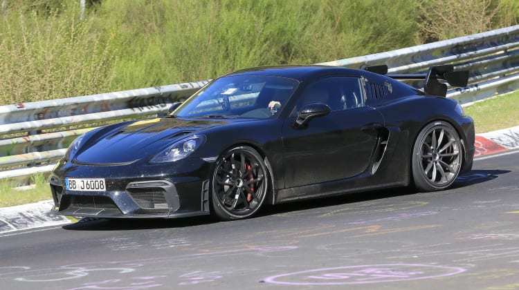 Porsche_Cayman_GT4_RS