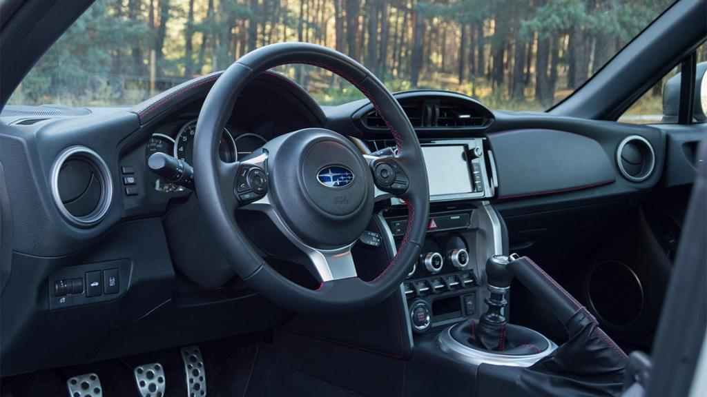 Subaru BRZ interior