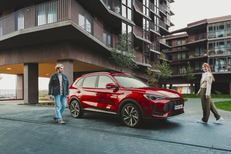 MG ZS Hybrid+ 2025 (2)