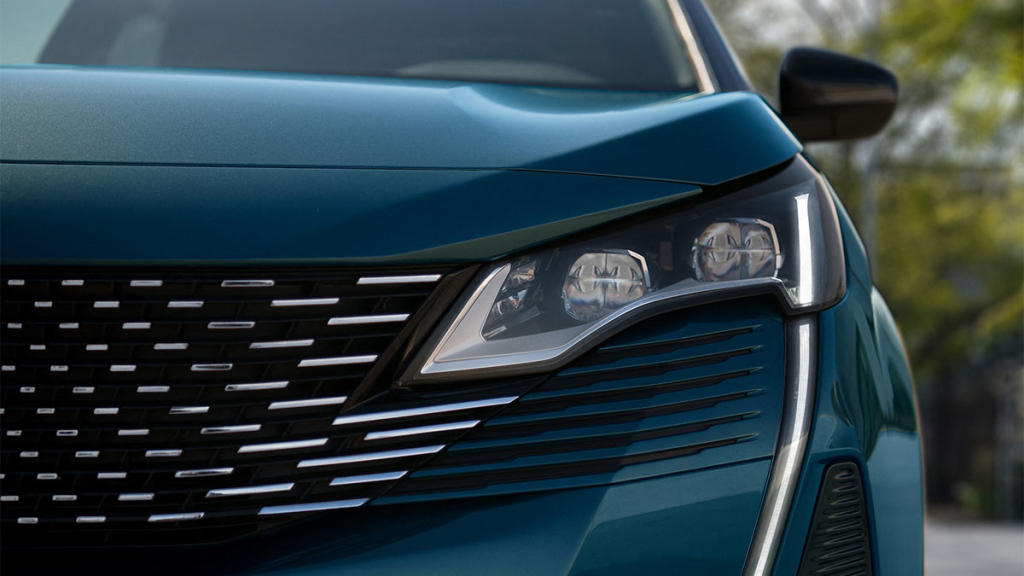 Peugeot 5008 2021