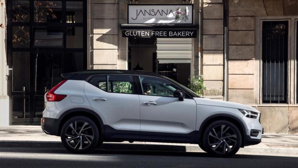 Volvo XC40 T2 Lateral