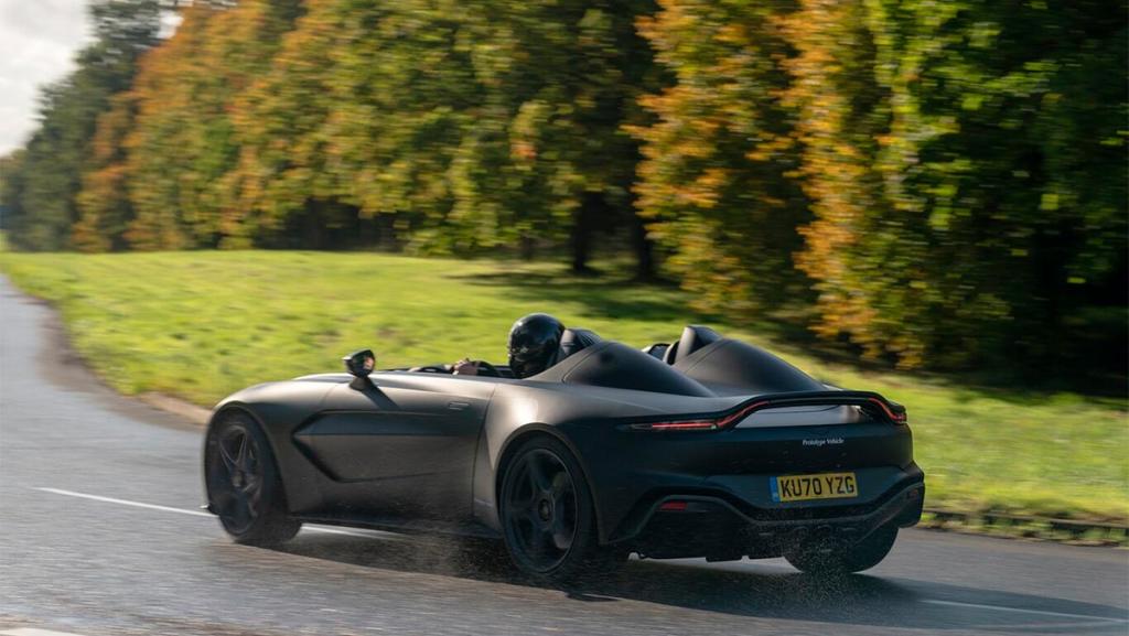 Aston Martin V12 Speedster rolling