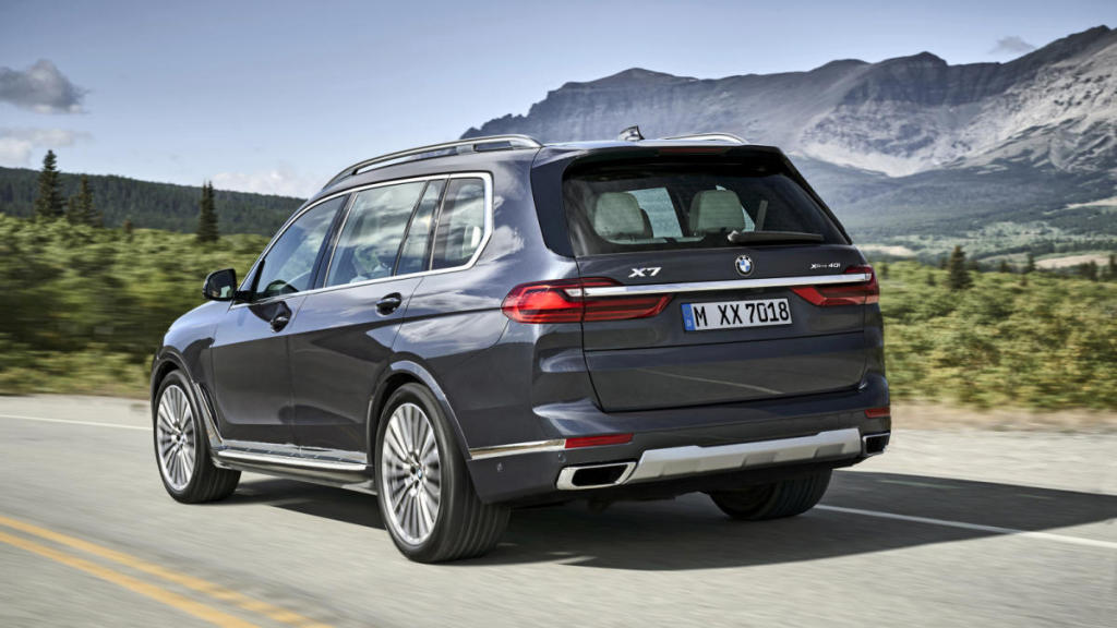 BMW X7 trasera
