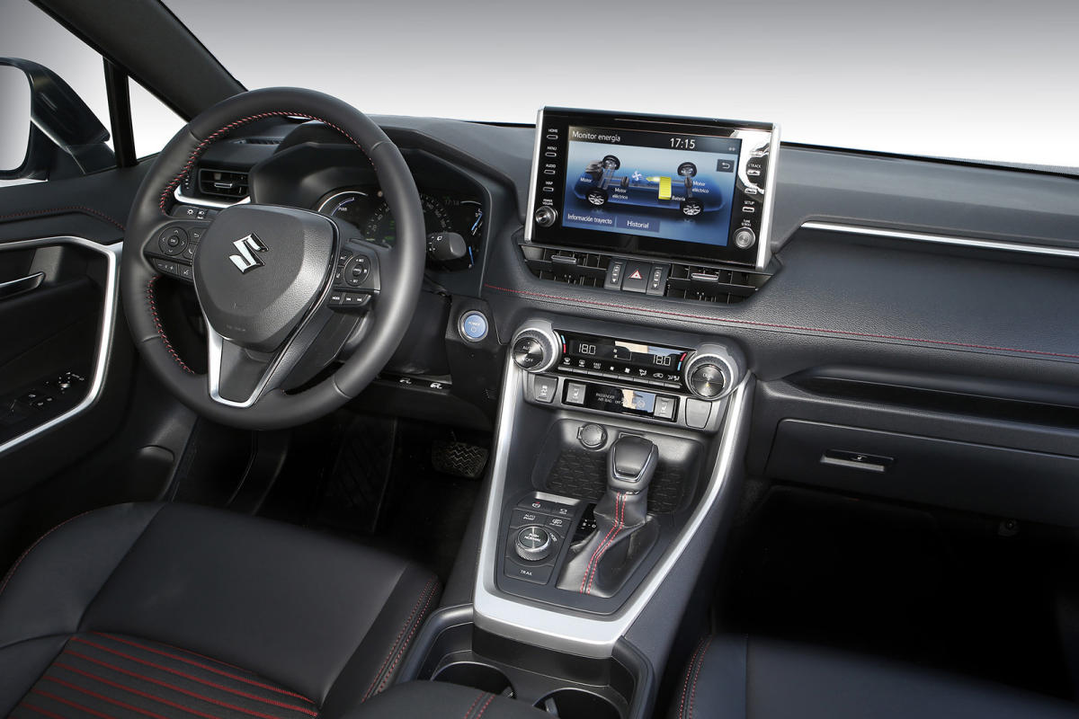 Suzuki Across 2020 interior