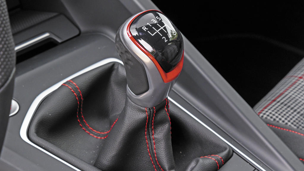 Pomo cambio vokswagen Golf GTI 2020
