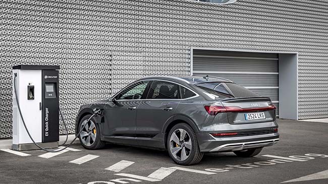 Audi e tron Spotback trasera