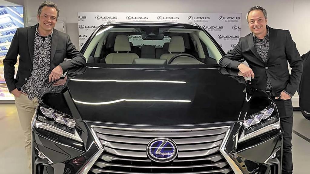 Lexus hermanos Torres