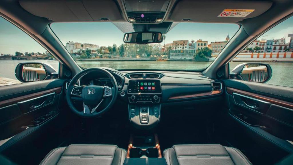 Honda CR-V interior
