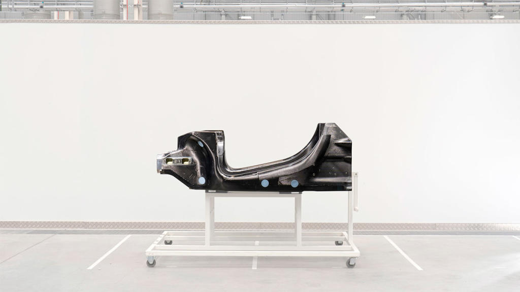 McLaren Artura 2021