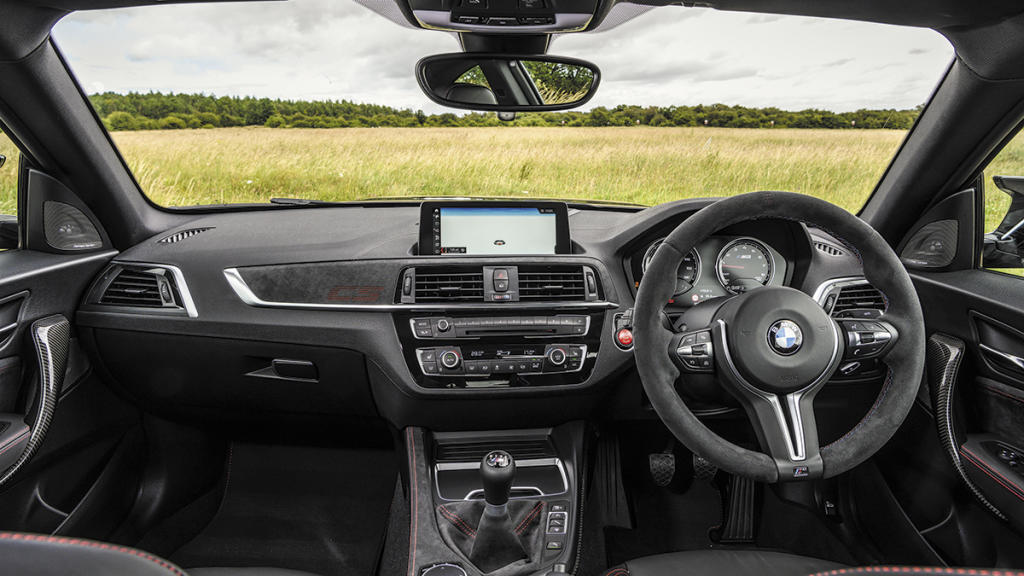 BM M2 CS interior