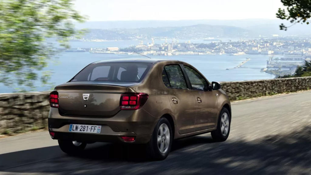 Dacia Logan trasera