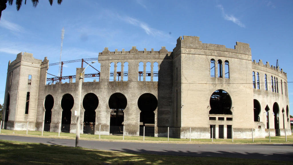 Plaza de Toros de El Real de San Carlos