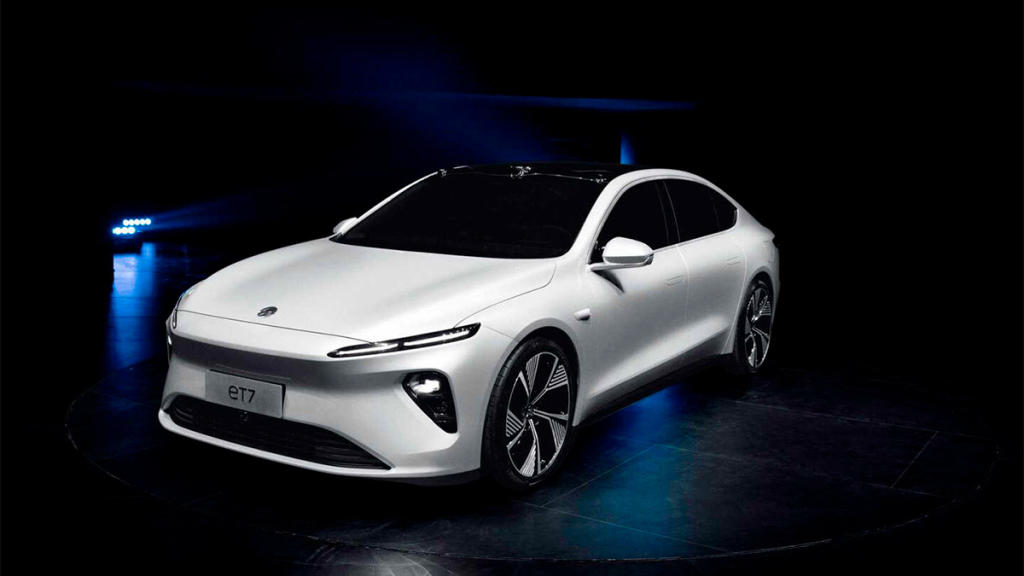 NIO ET7