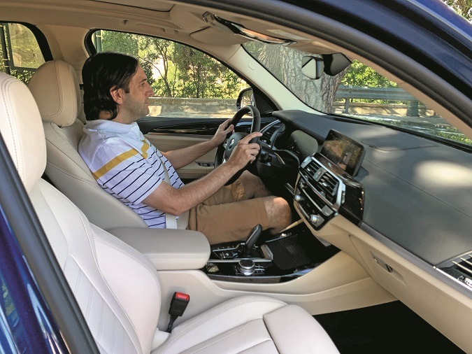 BMW X3 asientos delanteros