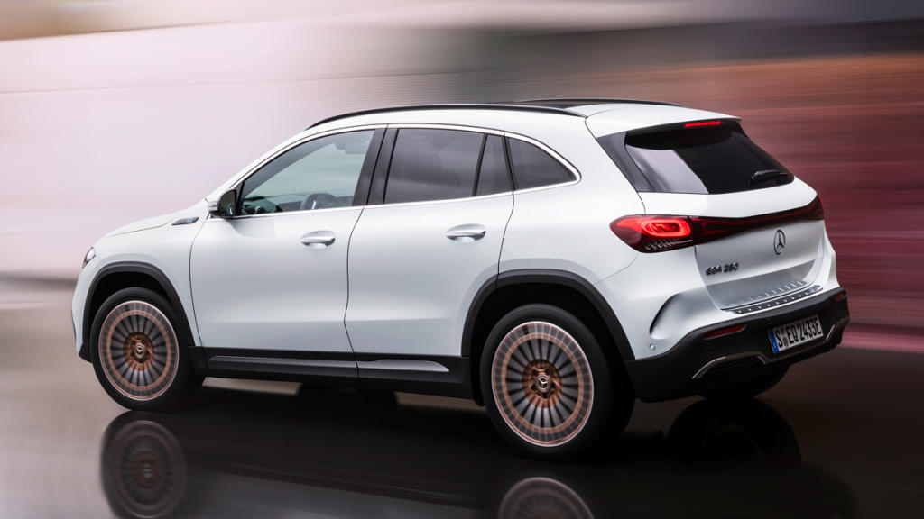 Mercedes EQA