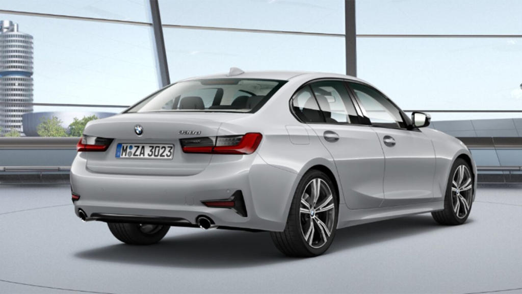 BMW 330d trasera