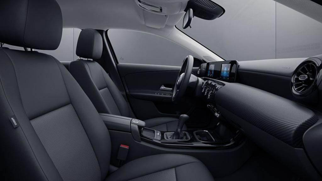 interior Mercedes-Benz Clase A 160 basico
