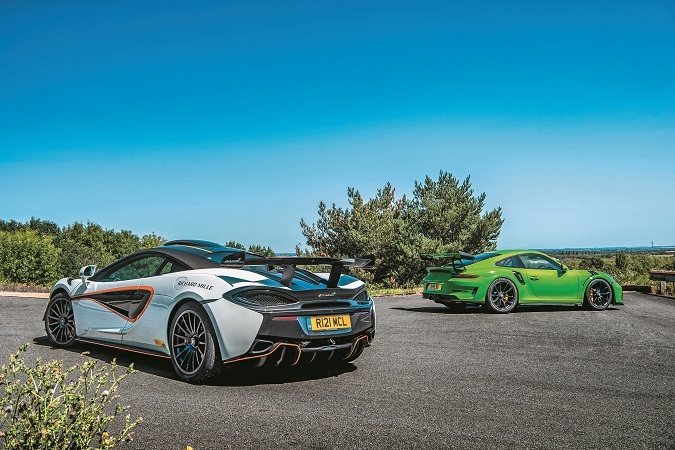Porsche_911_GT3_McLaren_620R