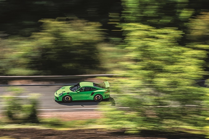 Porsche_911_GT3_McLaren_620R