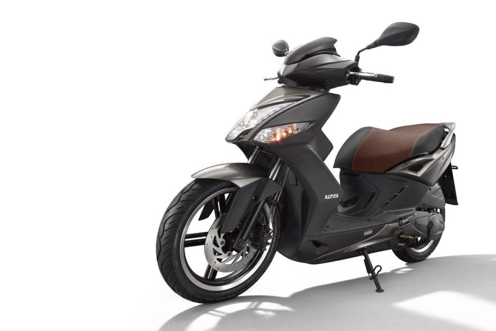 orgánico cocinar una comida Anunciante Los 10 scooters y las 6 motos 125 más vendidos de 2021 - Autofácil