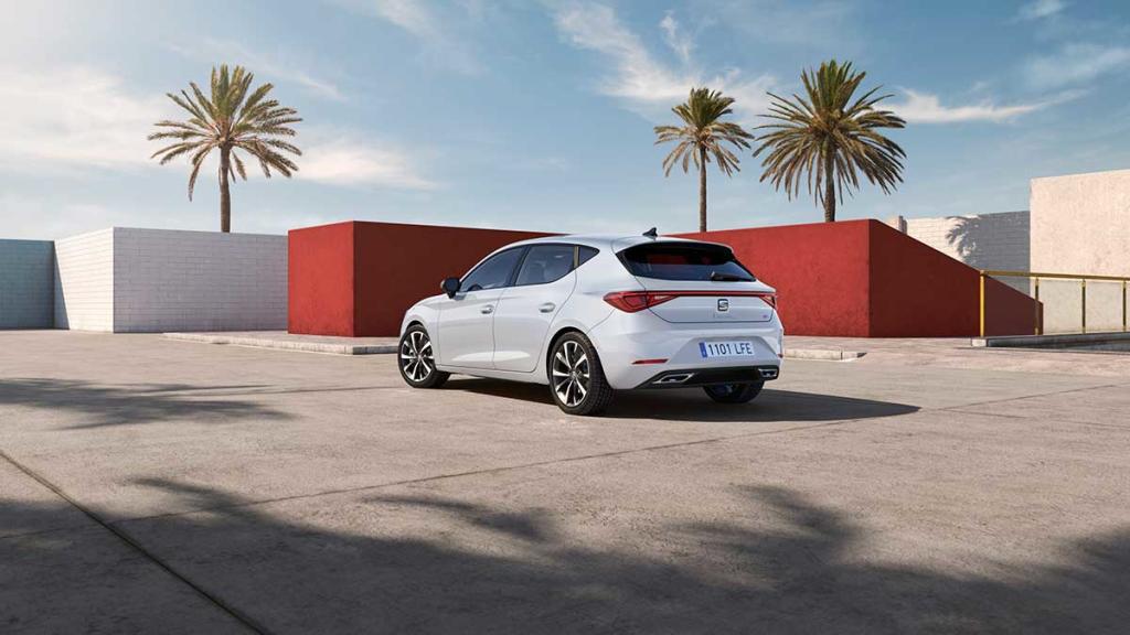 Este León está impulsado por el bloque 1.5 TGI de 130 CV asociado a una caja de cambios manual y DSG para la versión 5 puertas y exclusivamente DSG para el Sportstourer. Ya está disponible para pedidos a un precio que parte de los 26.250 y 29.110 euros, respectivamente.