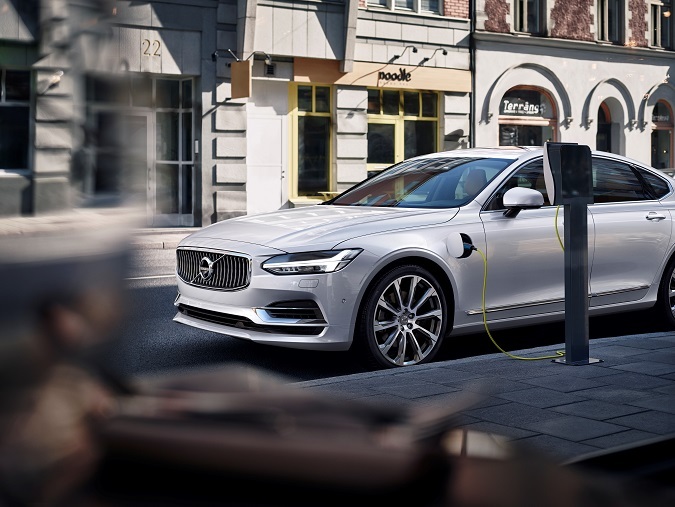 Volvo_gama_recharge