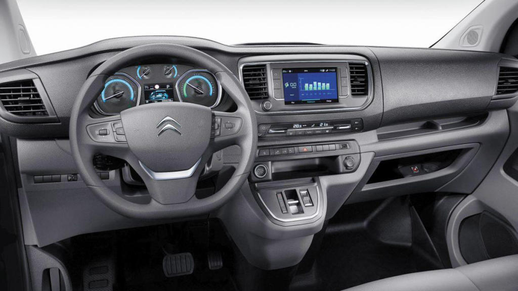 Interior del Citroën Jumpy eléctrico 
