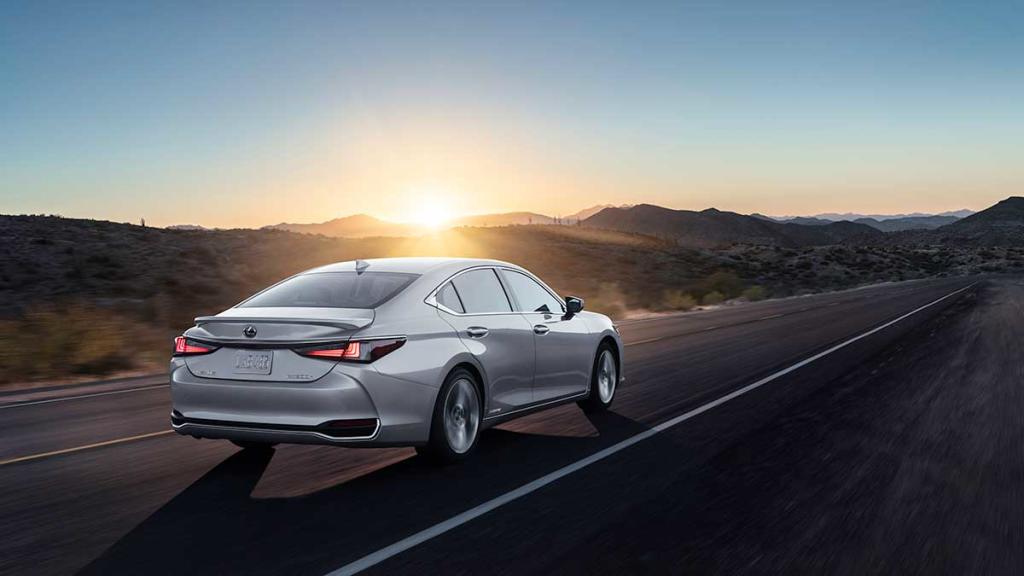 Lexus ES restyling