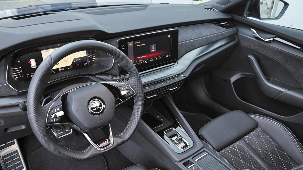 Skoda Octavia 2021 interior