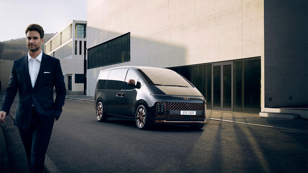 Hyundai Staria Premium 2021