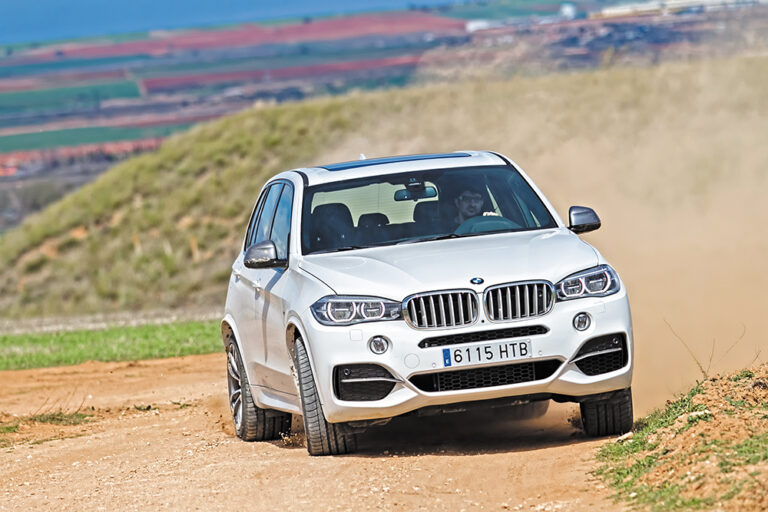 01bmw x5 m50d 031