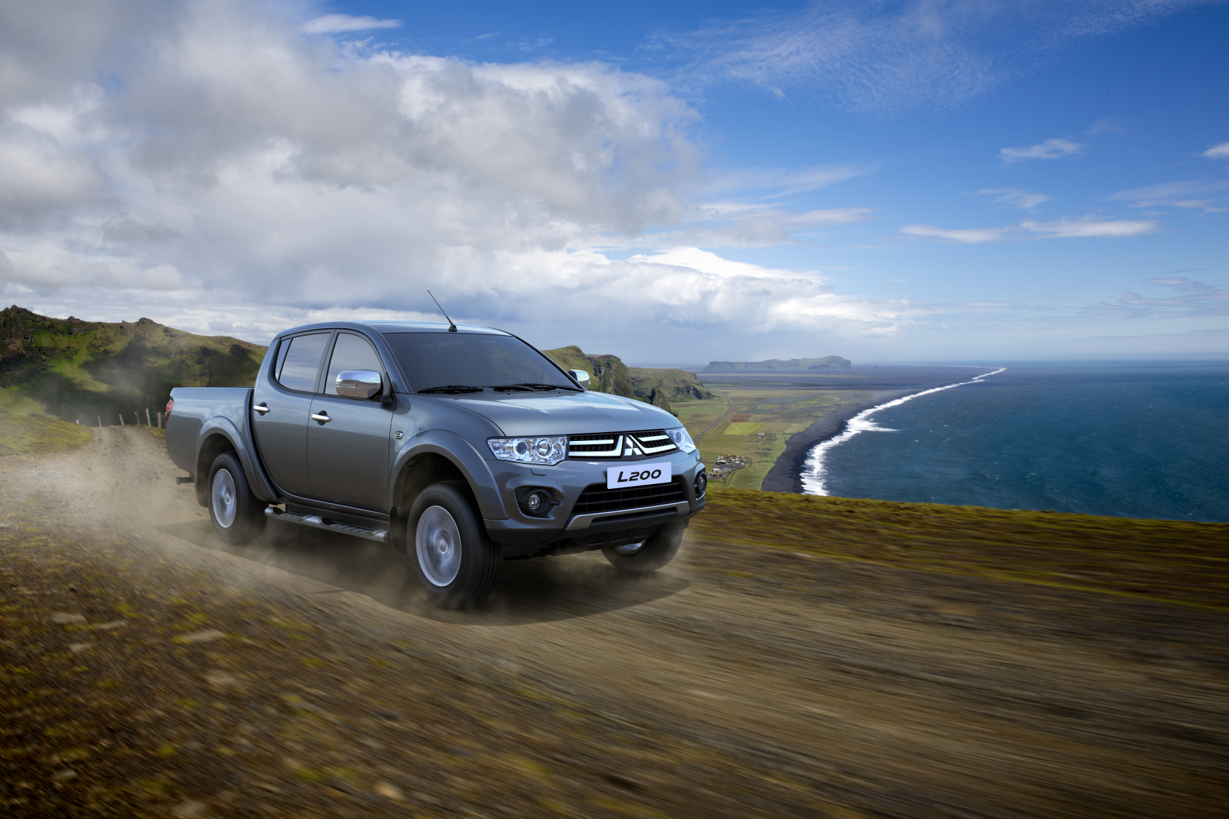 15myl200cut04eudeliverrev3lr 1