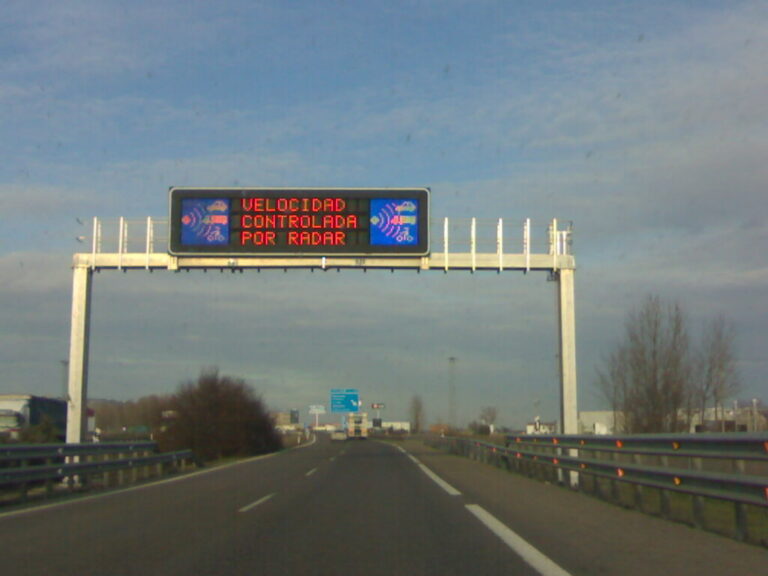 2012 08 21 IMG 2012 08 21 175414 foto radar panel informativo a 62 km57