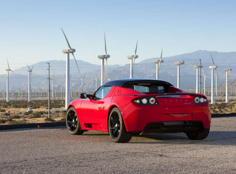 2012 10 09 IMG 2012 10 09 110718 tesla roadster windmills