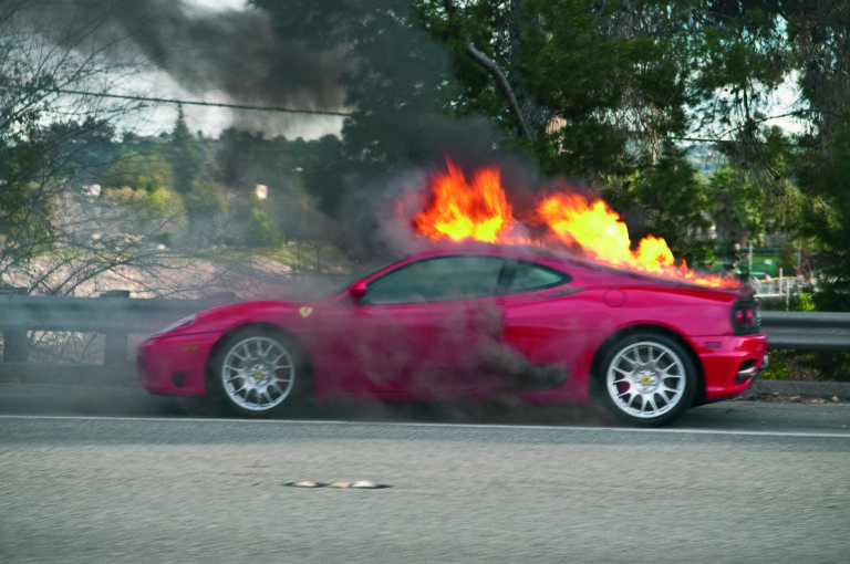 Fugas de combustible: ¿puede explotar un coche?