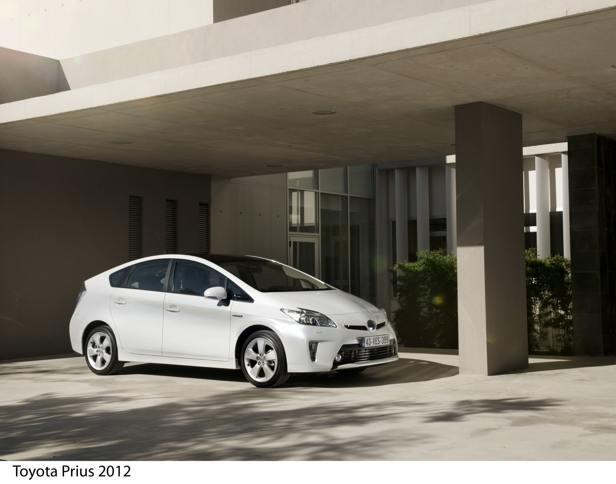 2012 11 22 IMG 2012 11 22 114902 prius ext 06 scaled