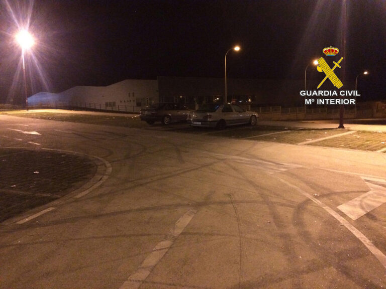 2017012414852548525441