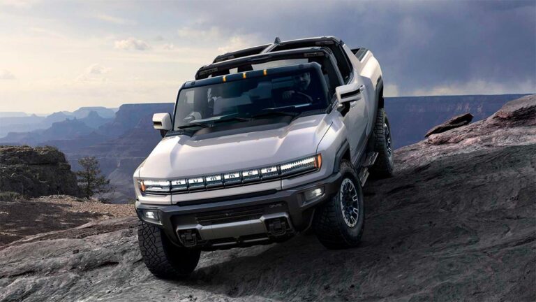 2022 gmc hummer ev front