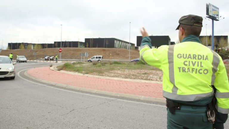 article camaras dgt detecta coches sin seguro 56b0969b92c07