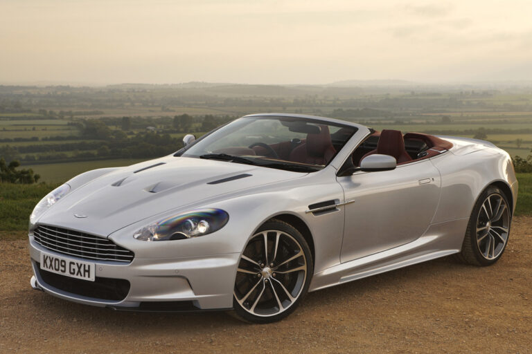 aston martin db9 volante 1
