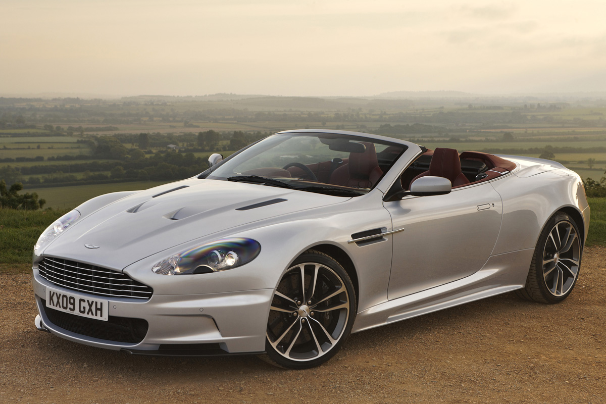aston martin db9 volante 1