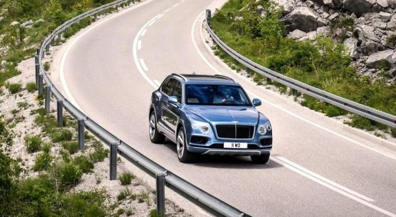 bentayga1 4