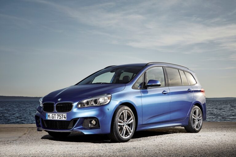 bmw220igran tourer019